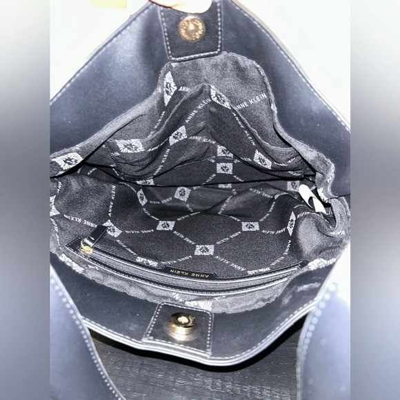 NWOT Anne Klein black leather bag - Picture 5 of 5